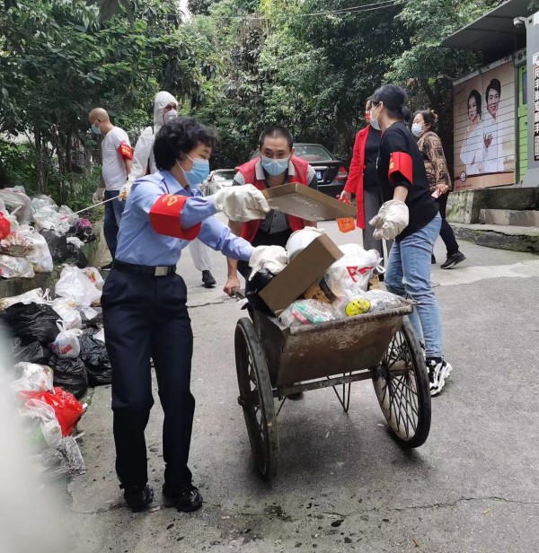 conew_交警五大队辅警周怡赤 (1).jpg